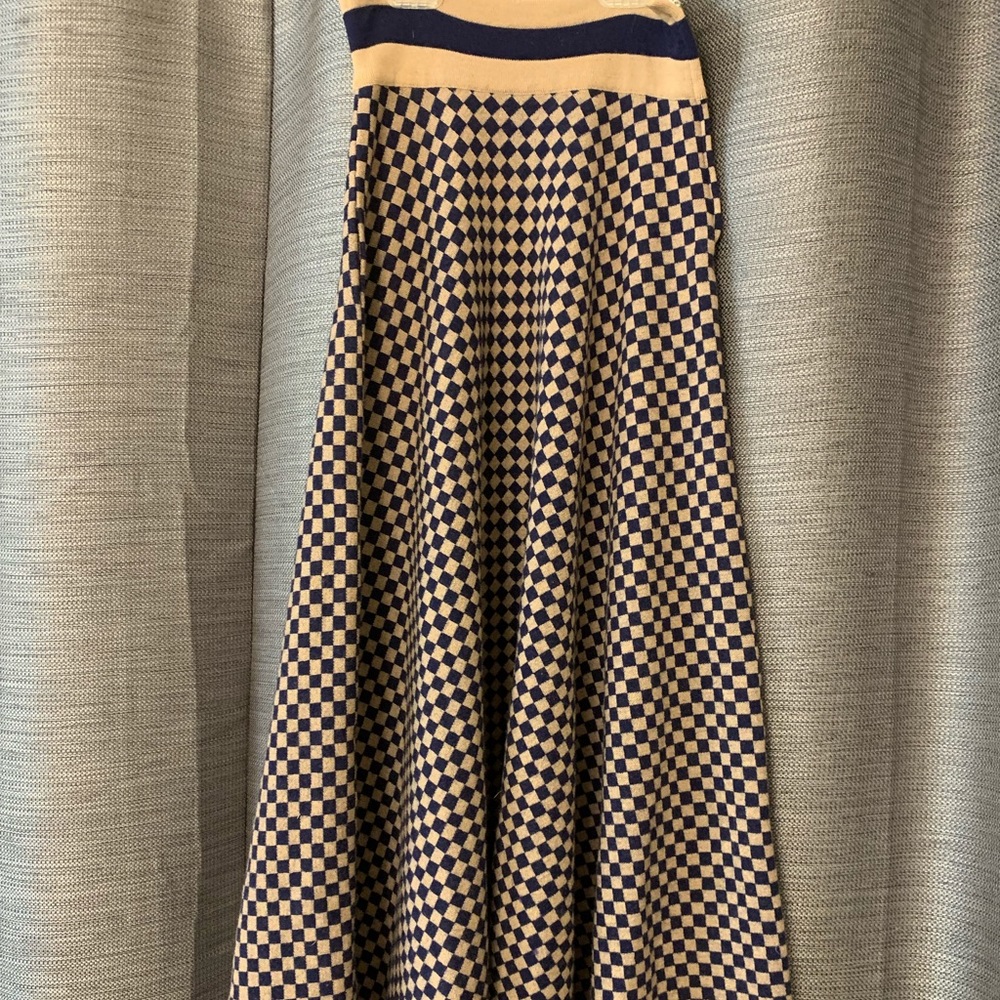Vintage high waisted wool checkered maxi skirt